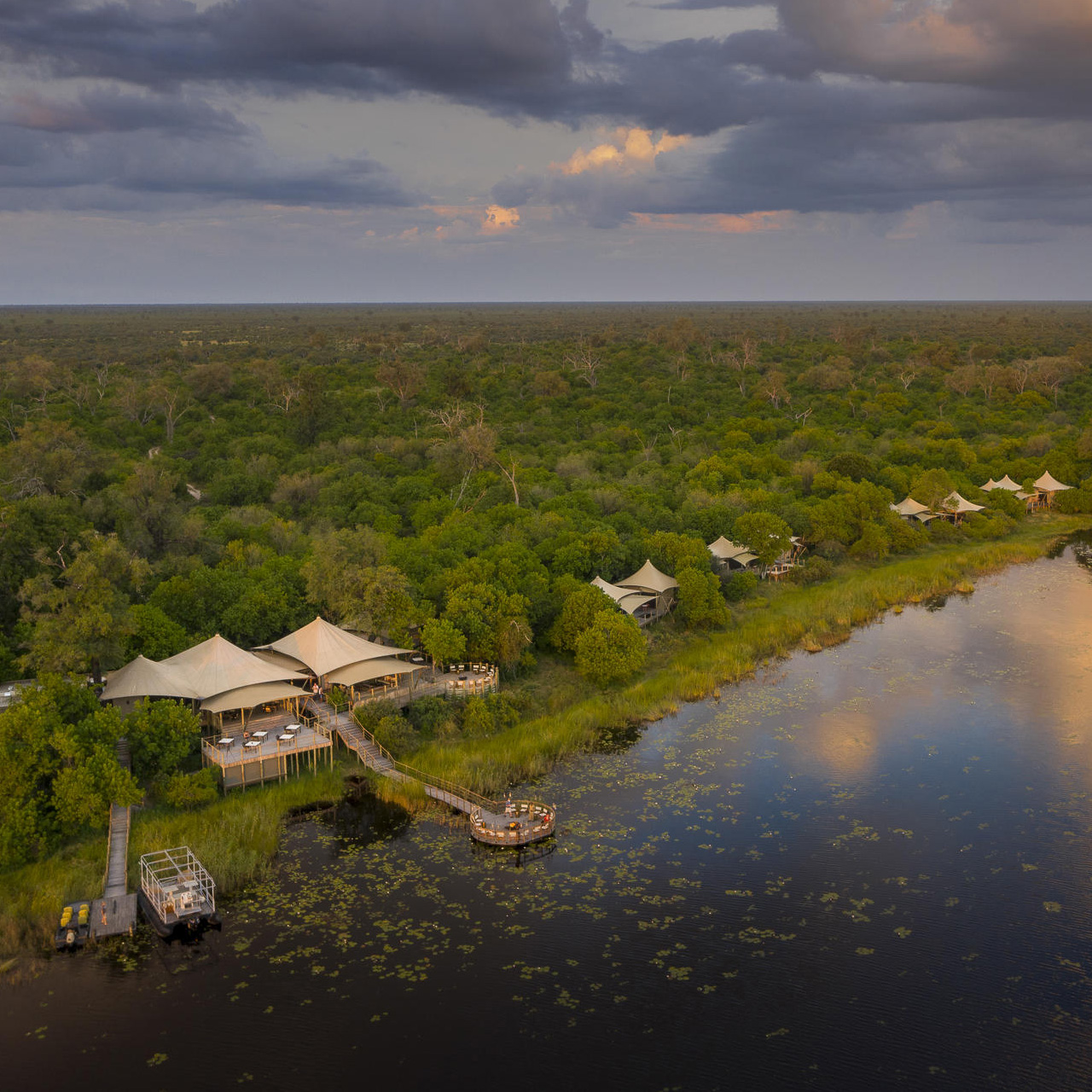 Wilderness DumaTau, Okavango Delta, Botswana